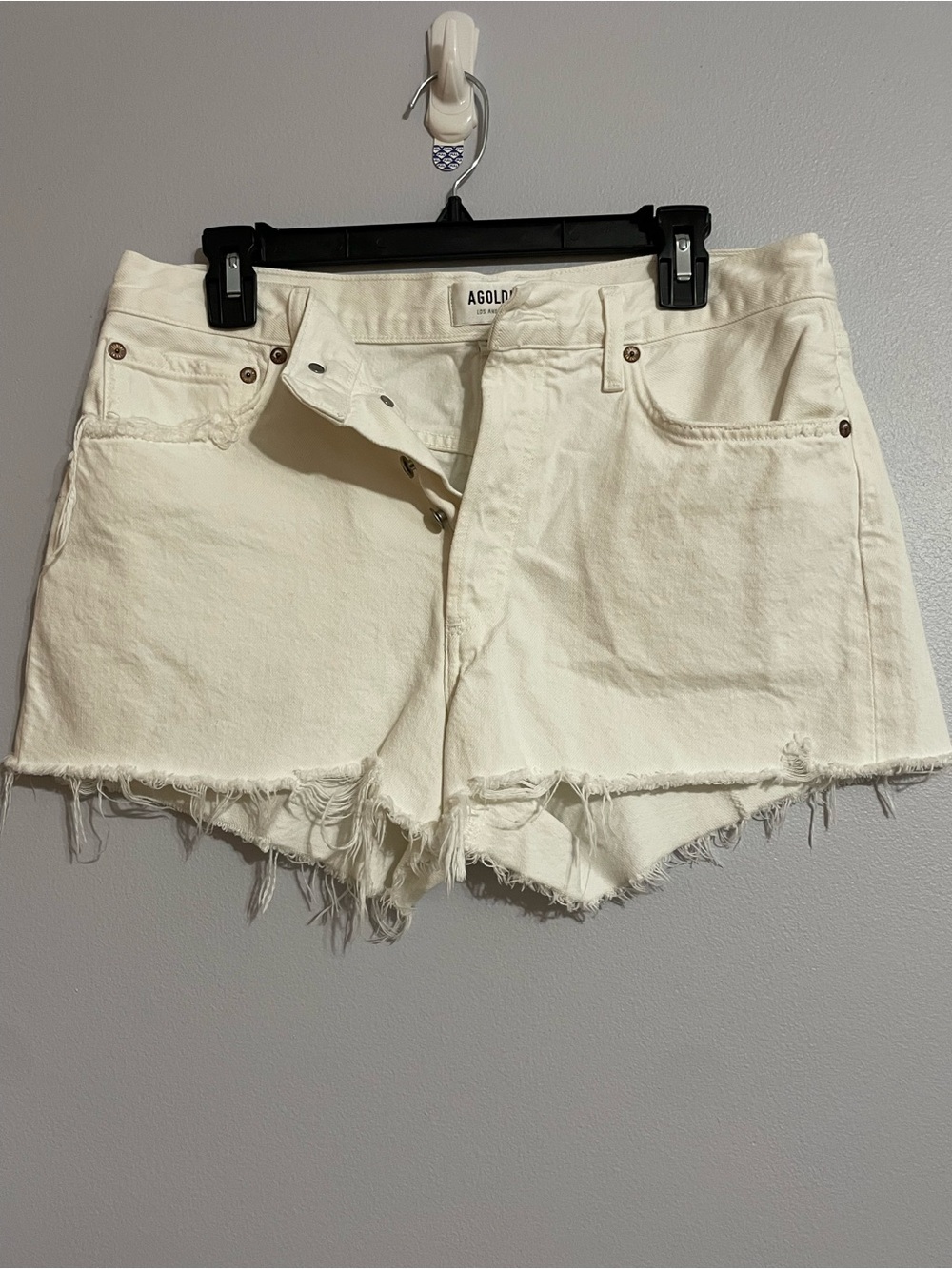 Agolde Cream Raw-Hem Distressed Denim Shorts